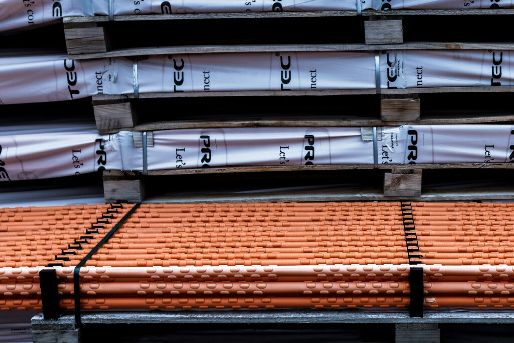 Pretec’s distinctive orange metal fasteners for rock.